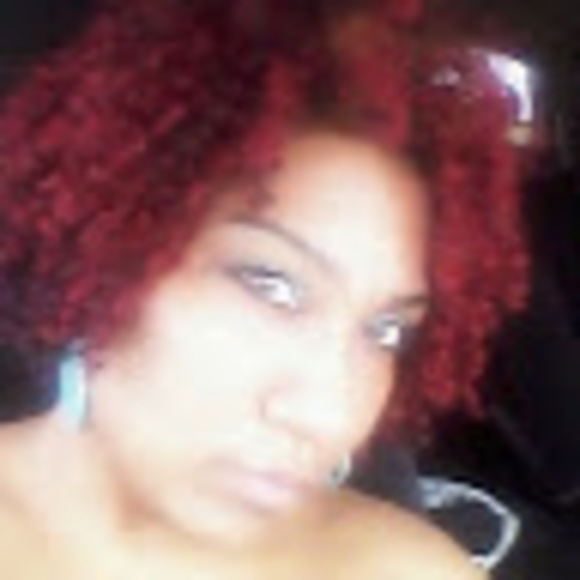 Meet your Posher, Crystal - Picture 1 of 1